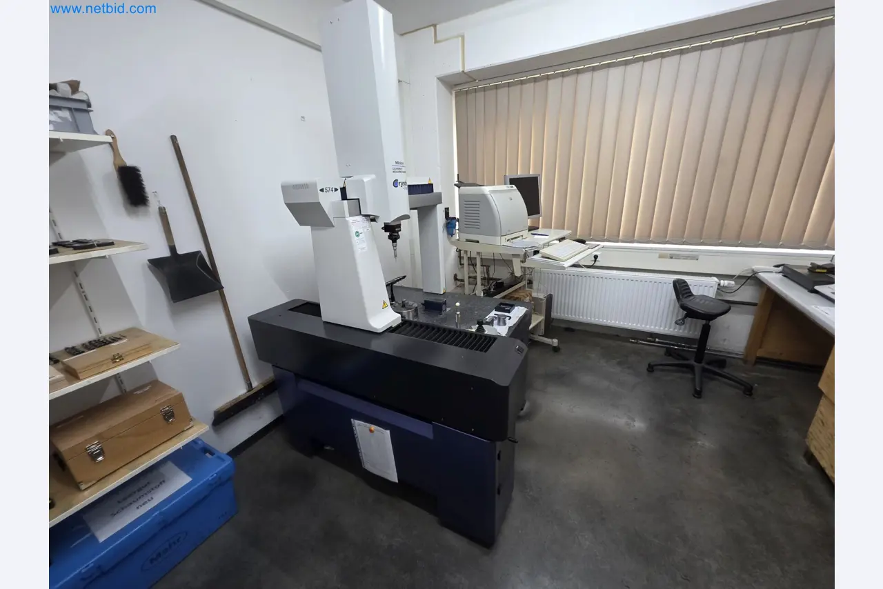 4osé obráběcí centrum na kov, CNC soustruhy, vybavení dílen, vozidla-13