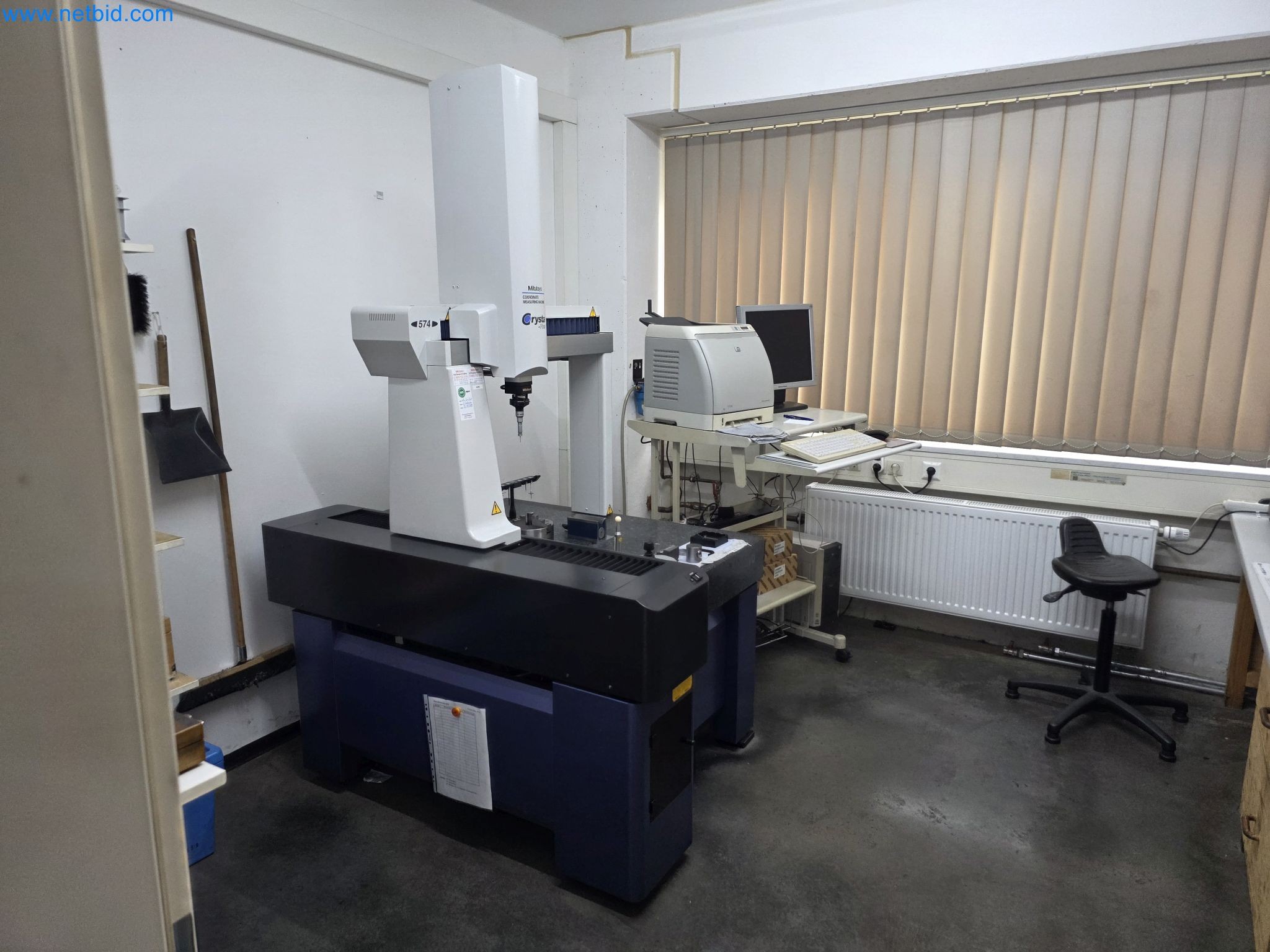 4osé obráběcí centrum na kov, CNC soustruhy, vybavení dílen, vozidla-1