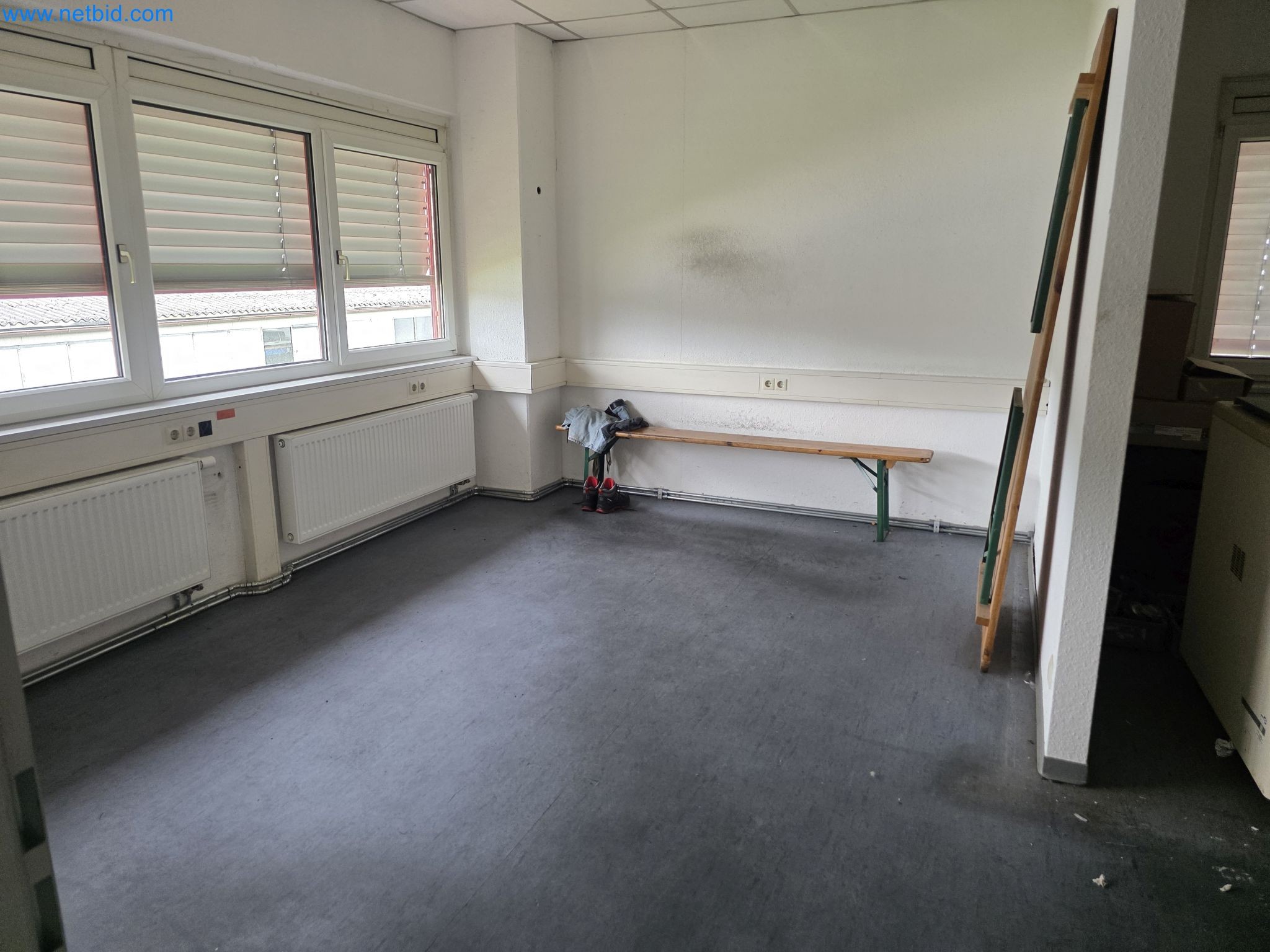 Centre d'usinage métallurgique à 4 axes, tours à commande numérique, équipement d'atelier, véhicules-2
