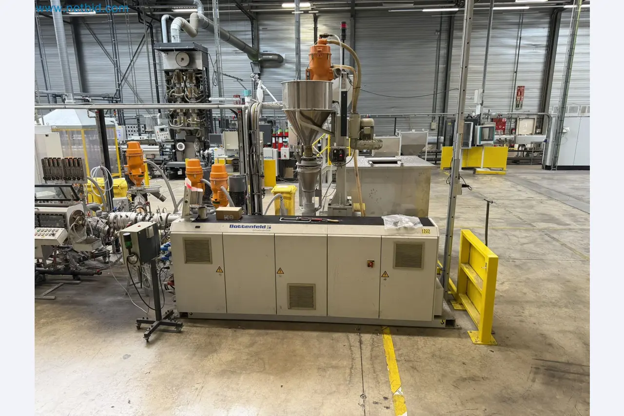 Extrusion lines used in the manufacture of ventilation and heating equipment-13