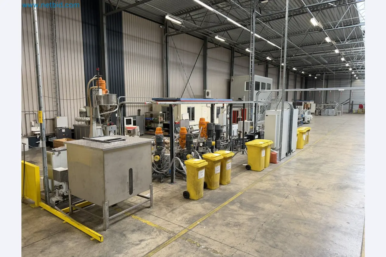 Extrusion lines used in the manufacture of ventilation and heating equipment-1