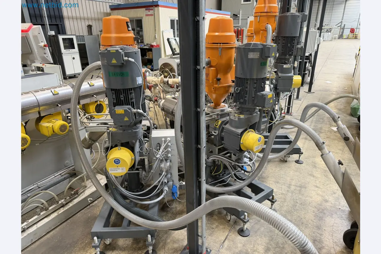 Extrusion lines used in the manufacture of ventilation and heating equipment-54