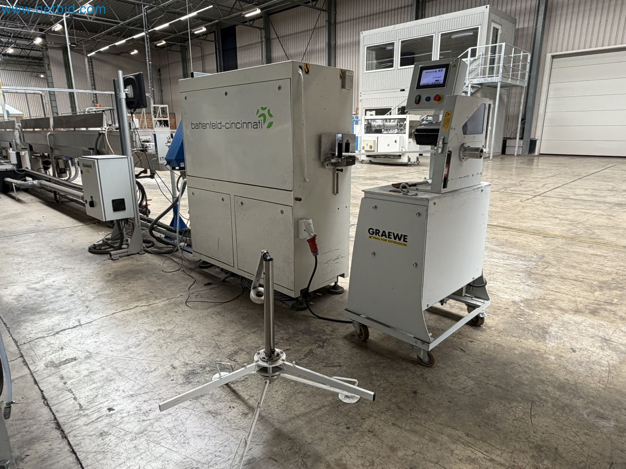 Extrusion lines used in the manufacture of ventilation and heating equipment-25