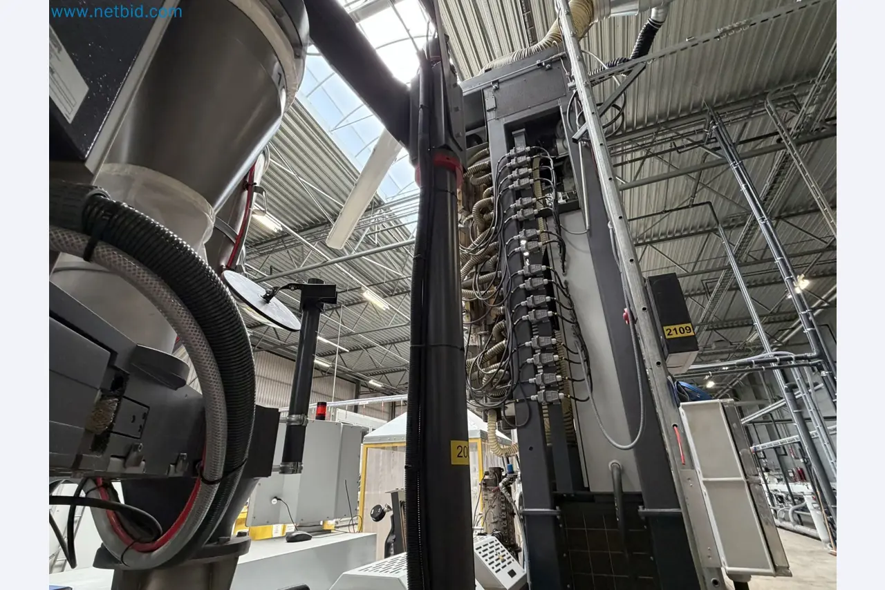Extrusion lines used in the manufacture of ventilation and heating equipment-41