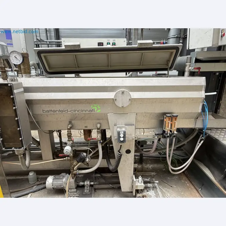 Extrusion lines used in the manufacture of ventilation and heating equipment-46
