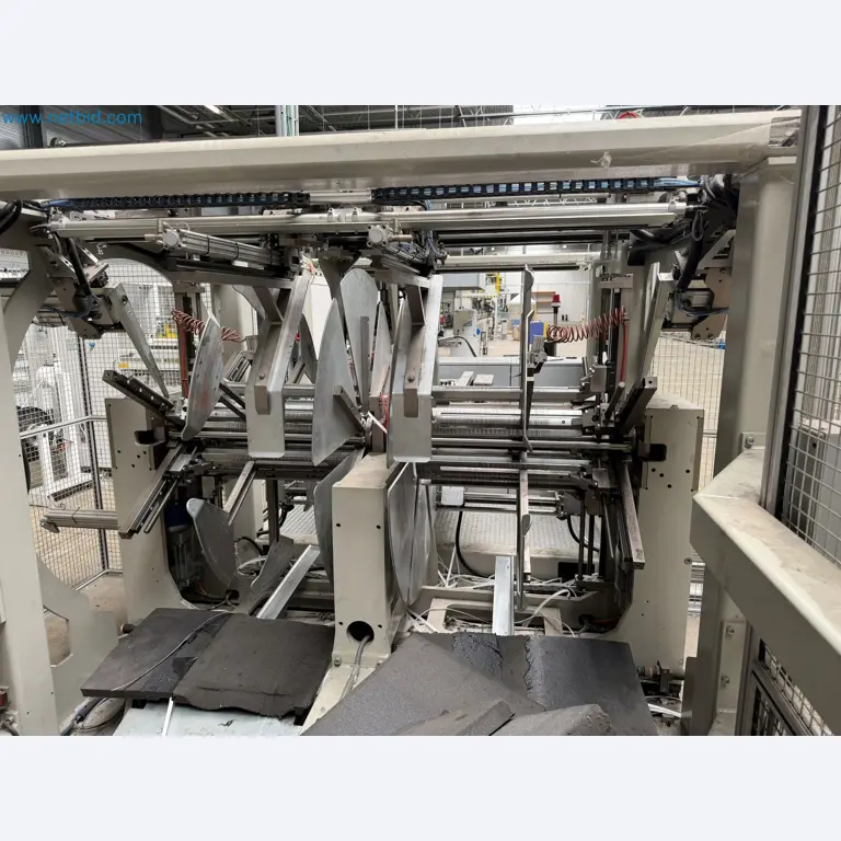 Extrusion lines used in the manufacture of ventilation and heating equipment-56