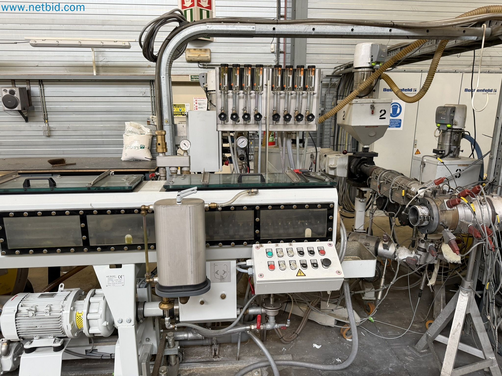 Extrusion lines used in the manufacture of ventilation and heating equipment-59