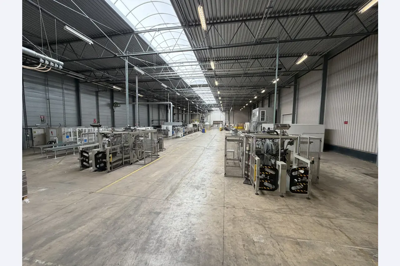 Extrusion lines used in the manufacture of ventilation and heating equipment-3