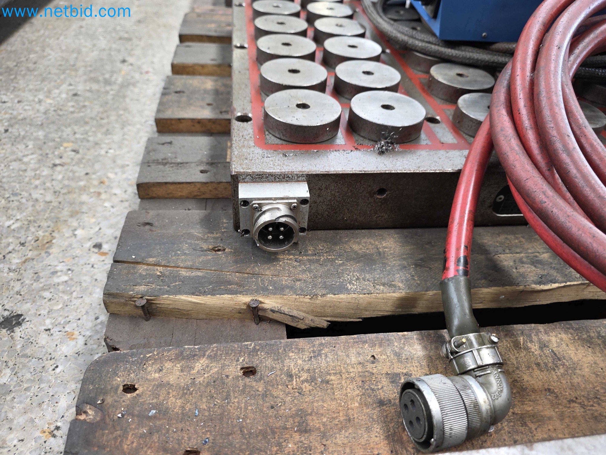 Tromosa Asset Sale (Troqueles Y Moldes De Galicia, Sa): Cnc Machining Centres, Edm Machines And Mould Manufacturing Equipment-5