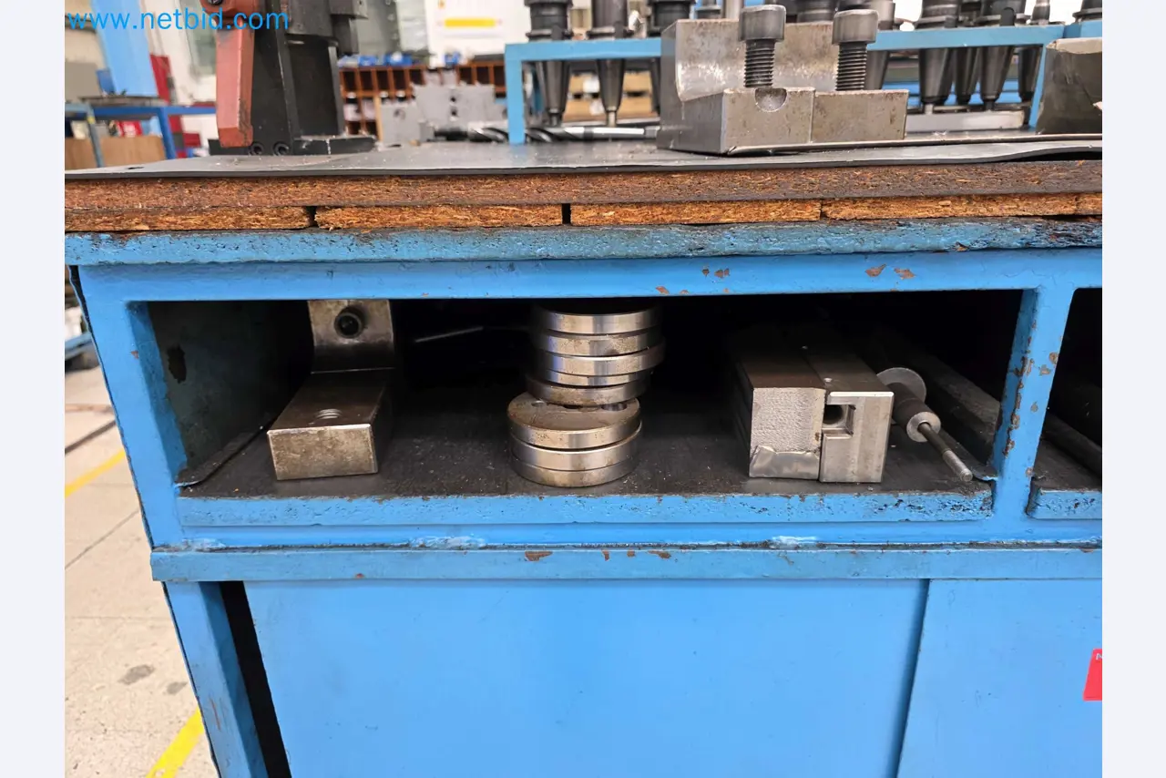 Tromosa Asset Sale (Troqueles Y Moldes De Galicia, Sa): Cnc Machining Centres, Edm Machines And Mould Manufacturing Equipment-12