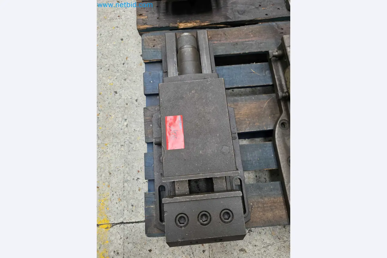 Tromosa Asset Sale (Troqueles Y Moldes De Galicia, Sa): Cnc Machining Centres, Edm Machines And Mould Manufacturing Equipment-2