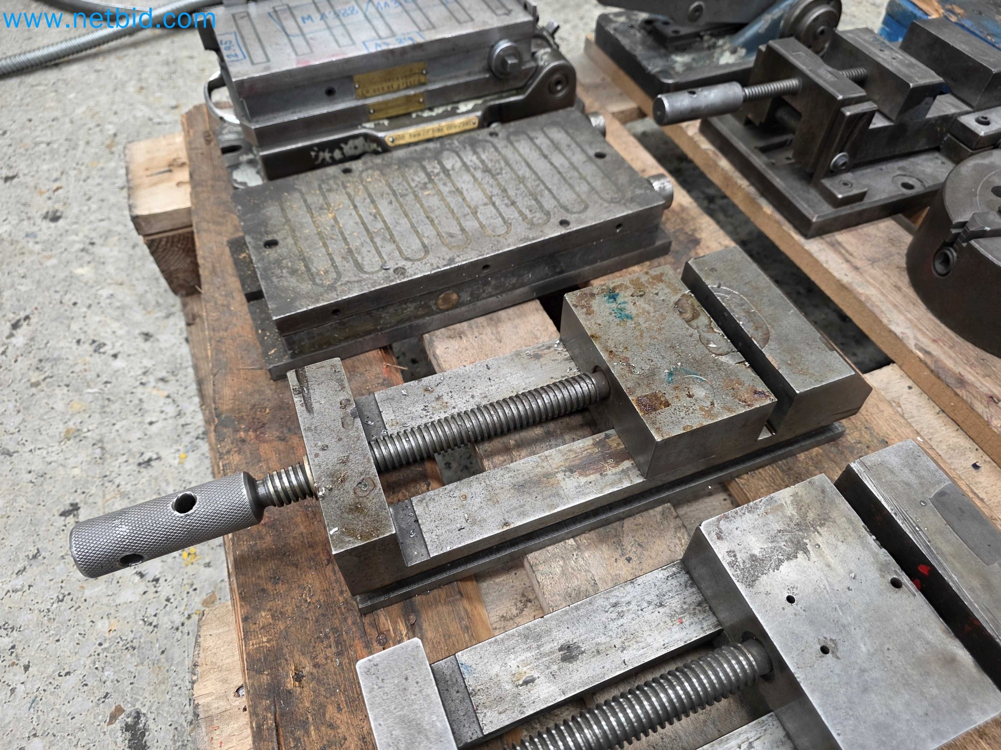 Tromosa Asset Sale (Troqueles Y Moldes De Galicia, Sa): Cnc Machining Centres, Edm Machines And Mould Manufacturing Equipment-12