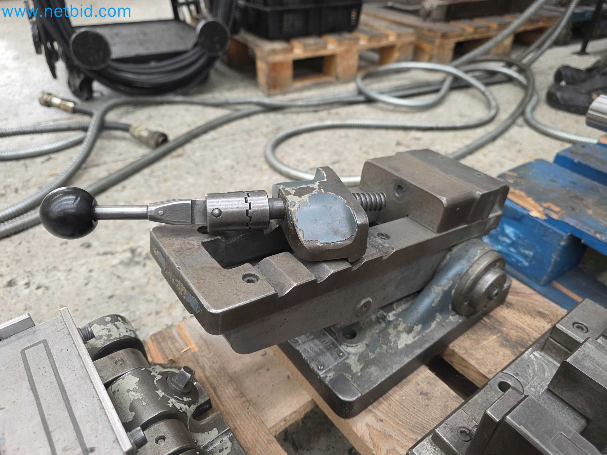Tromosa Asset Sale (Troqueles Y Moldes De Galicia, Sa): Cnc Machining Centres, Edm Machines And Mould Manufacturing Equipment-7