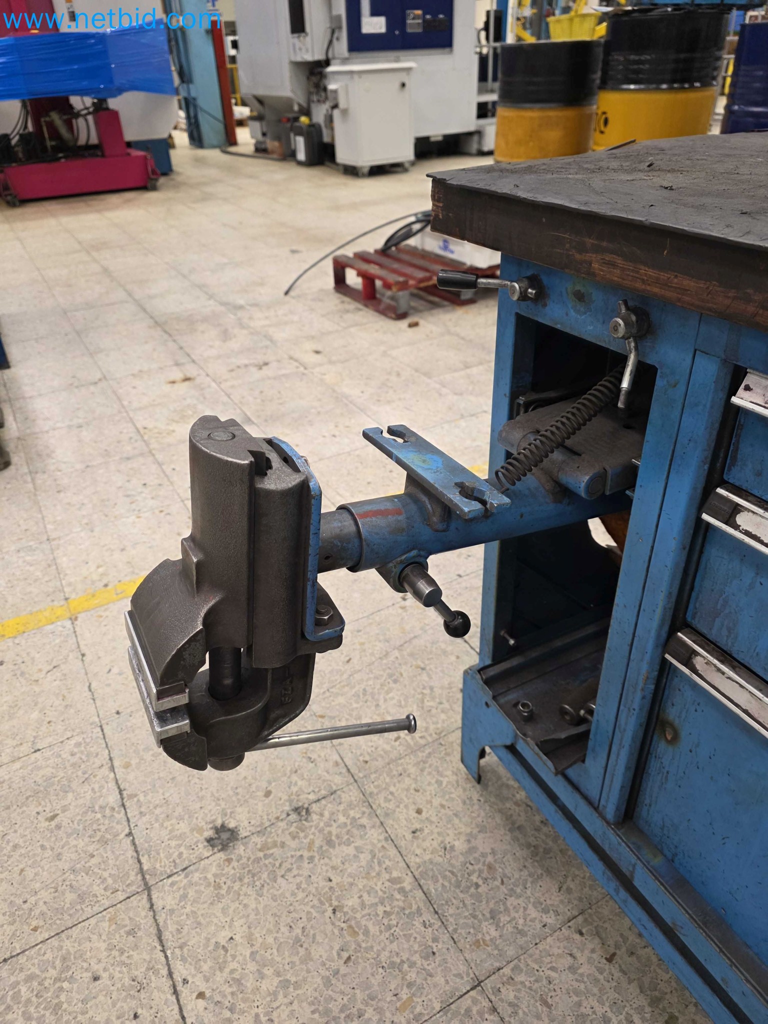 Tromosa Asset Sale (Troqueles Y Moldes De Galicia, Sa): Cnc Machining Centres, Edm Machines And Mould Manufacturing Equipment-12