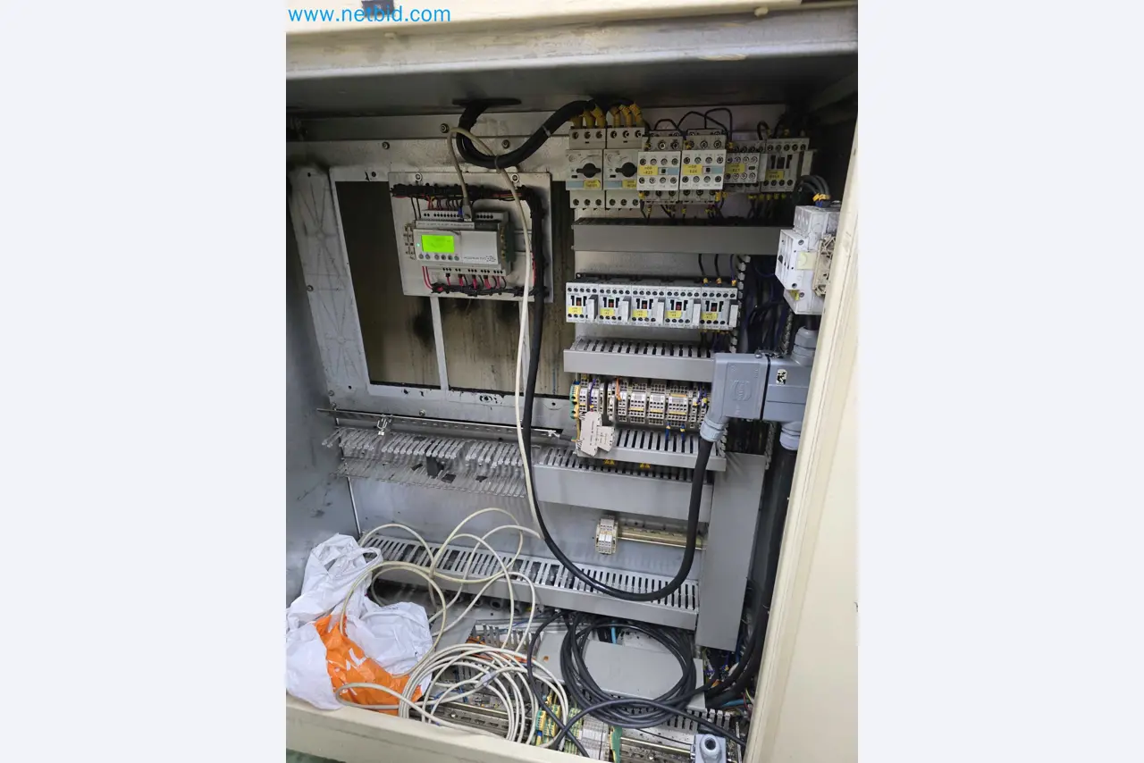 Tromosa Asset Sale (Troqueles Y Moldes De Galicia, Sa): Plastic Injection machinery and accessories-32