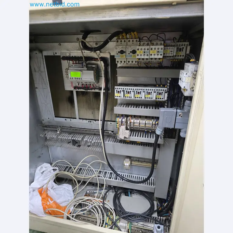 Tromosa Asset Sale (Troqueles Y Moldes De Galicia, Sa): Plastic Injection machinery and accessories-32
