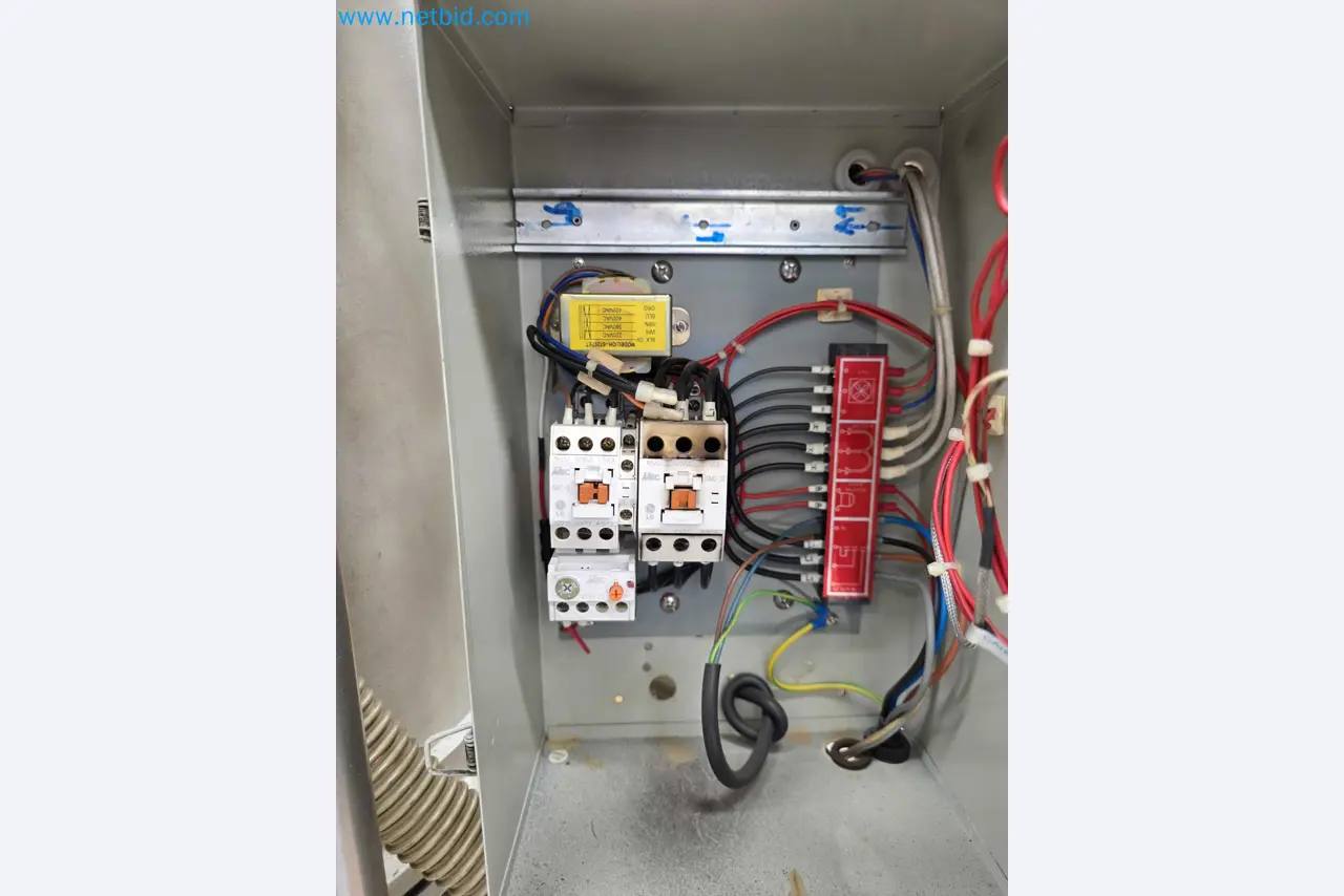 Tromosa Asset Sale (Troqueles Y Moldes De Galicia, Sa): Plastic Injection machinery and accessories-10