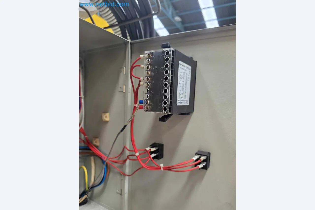 Tromosa Asset Sale (Troqueles Y Moldes De Galicia, Sa): Plastic Injection machinery and accessories-9