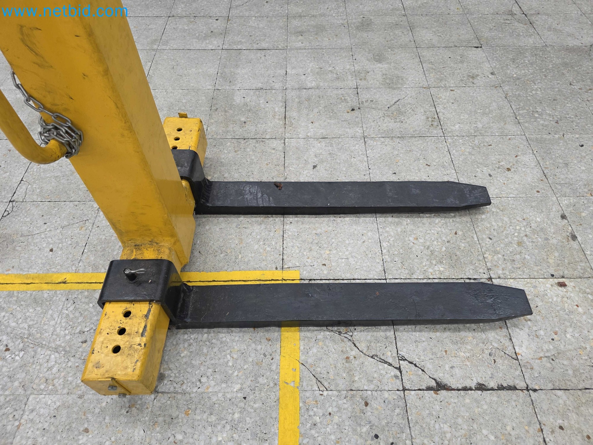Tromosa Asset Sale (Troqueles Y Moldes De Galicia, Sa): Plastic Injection machinery and accessories-8
