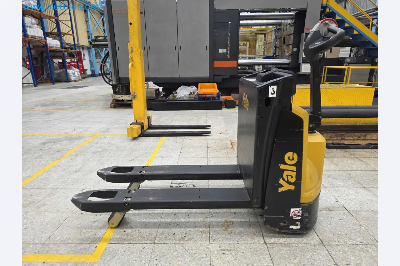Tromosa Asset Sale (Troqueles Y Moldes De Galicia, Sa): Plastic Injection machinery and accessories-13