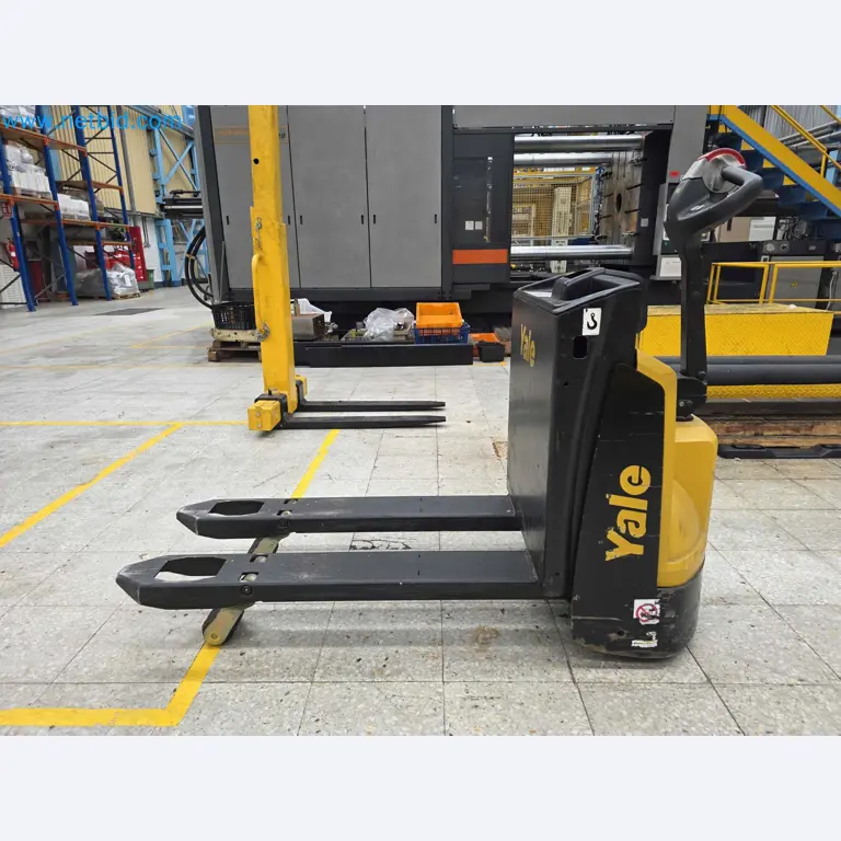 Tromosa Asset Sale (Troqueles Y Moldes De Galicia, Sa): Plastic Injection machinery and accessories-13