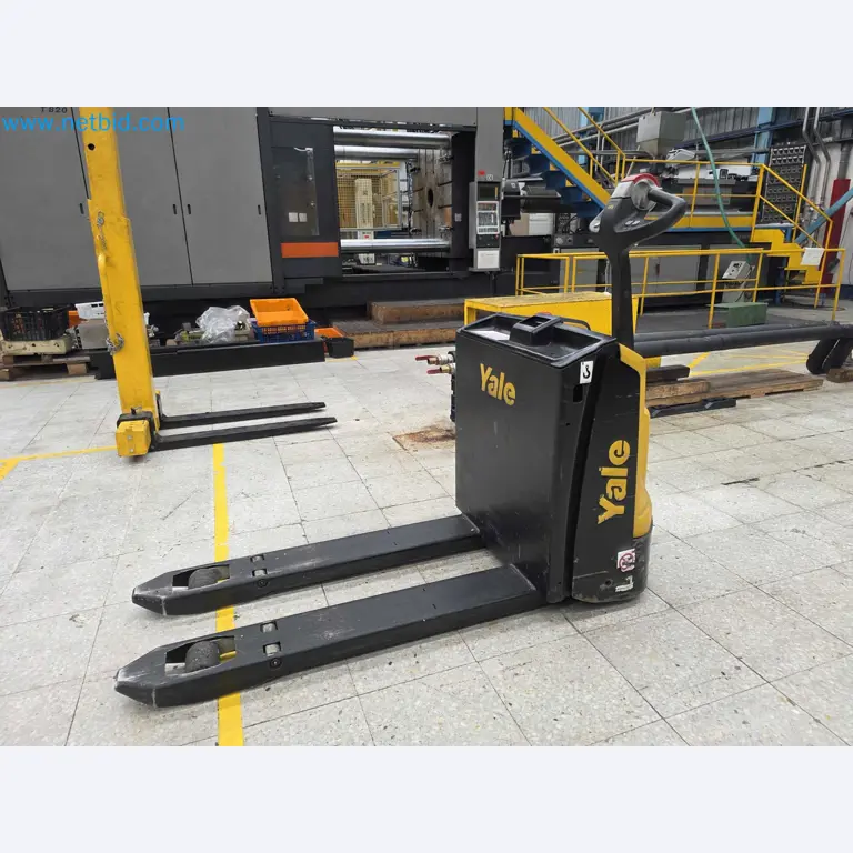 Tromosa Asset Sale (Troqueles Y Moldes De Galicia, Sa): Plastic Injection machinery and accessories-1
