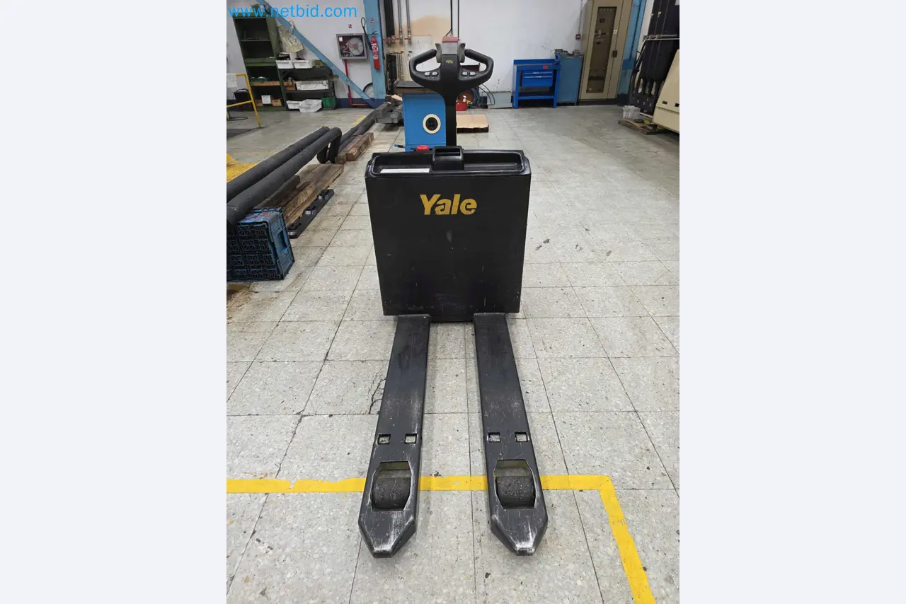 Tromosa Asset Sale (Troqueles Y Moldes De Galicia, Sa): Plastic Injection machinery and accessories-4