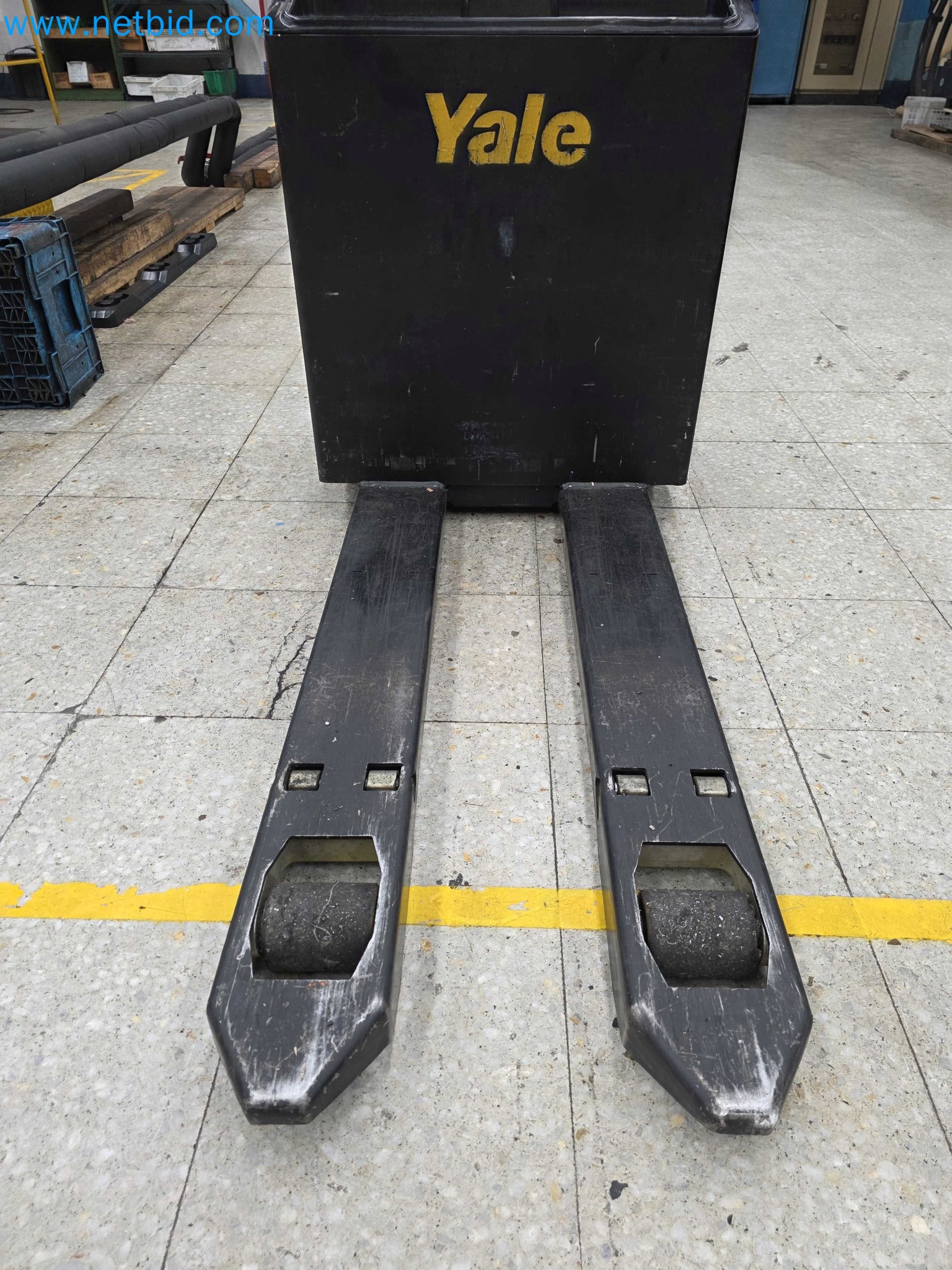 Tromosa Asset Sale (Troqueles Y Moldes De Galicia, Sa): Plastic Injection machinery and accessories-7