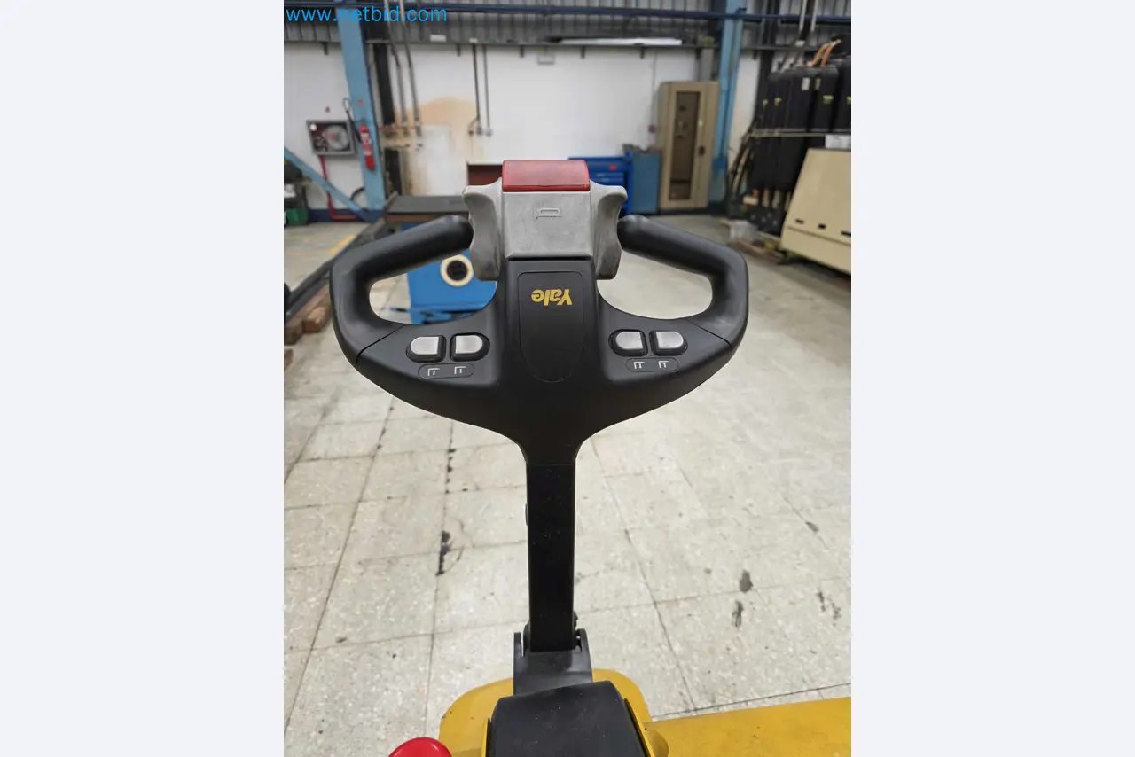 Tromosa Asset Sale (Troqueles Y Moldes De Galicia, Sa): Plastic Injection machinery and accessories-8