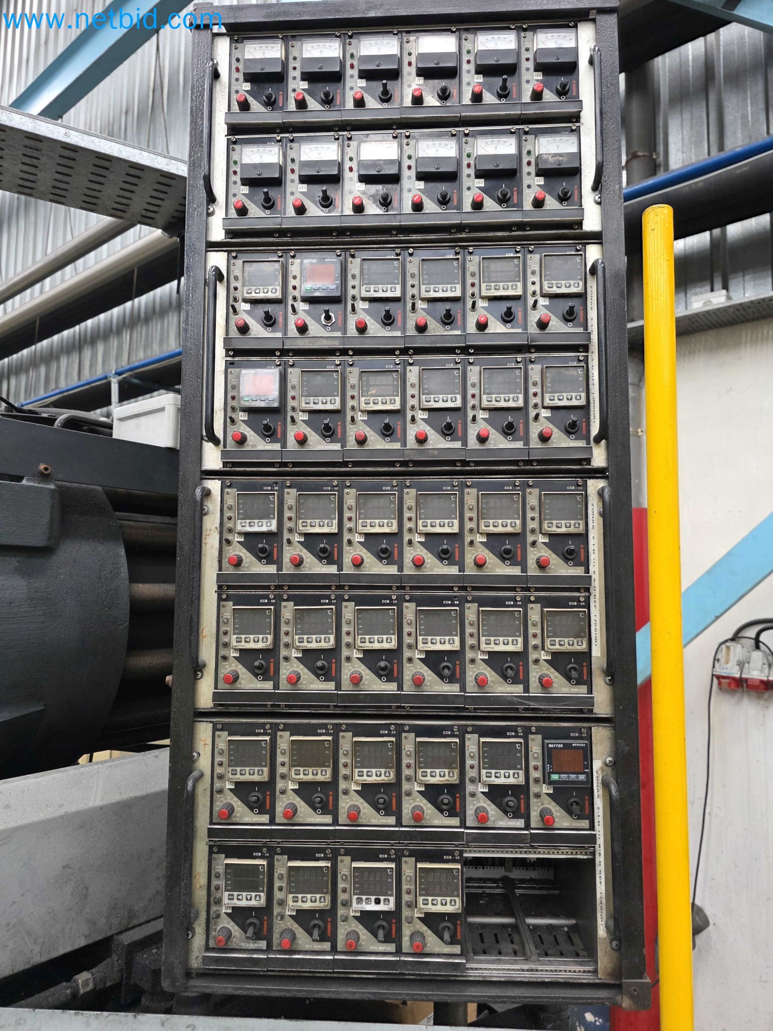 Tromosa Asset Sale (Troqueles Y Moldes De Galicia, Sa): Plastic Injection machinery and accessories-16
