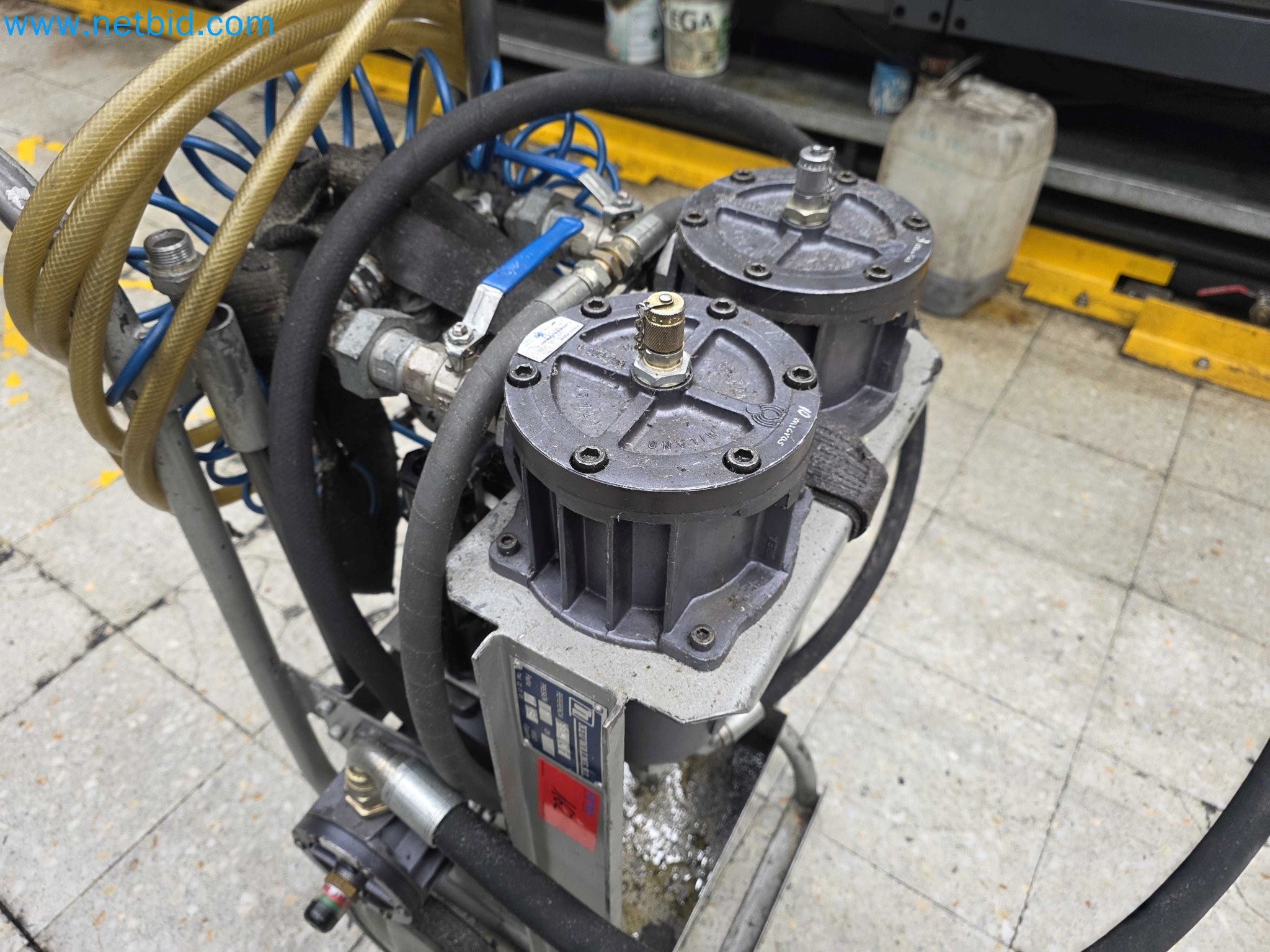 Tromosa Asset Sale (Troqueles Y Moldes De Galicia, Sa): Plastic Injection machinery and accessories-10
