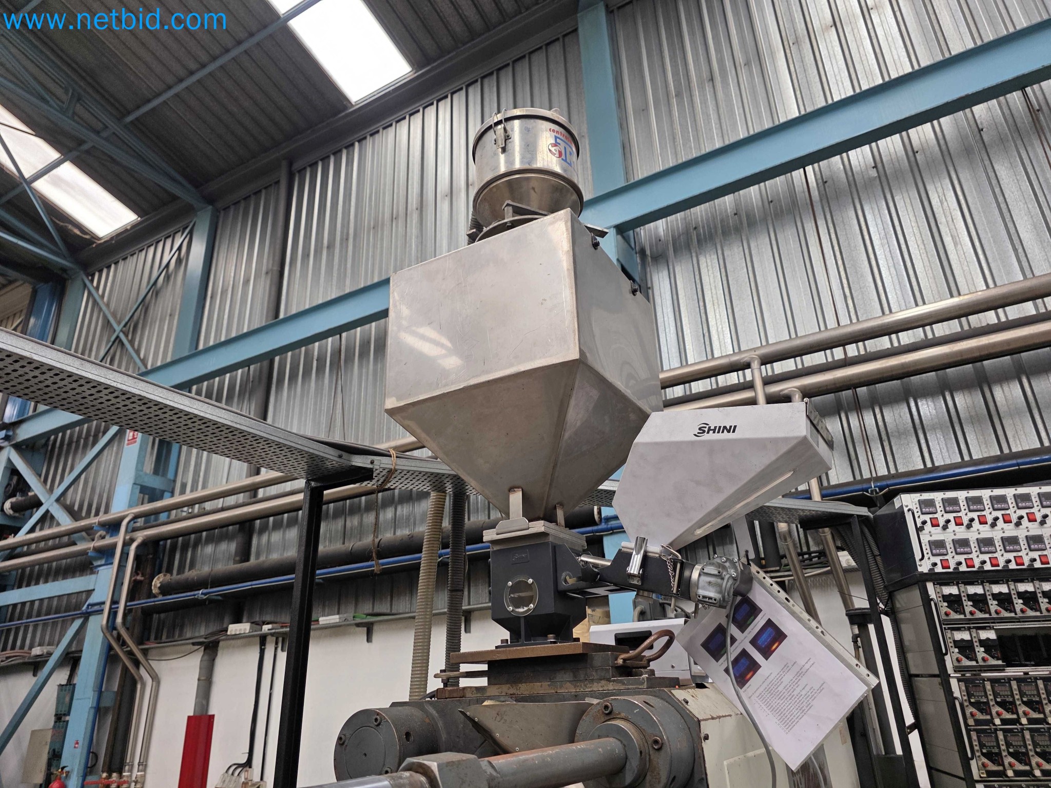 Tromosa Asset Sale (Troqueles Y Moldes De Galicia, Sa): Plastic Injection machinery and accessories-15