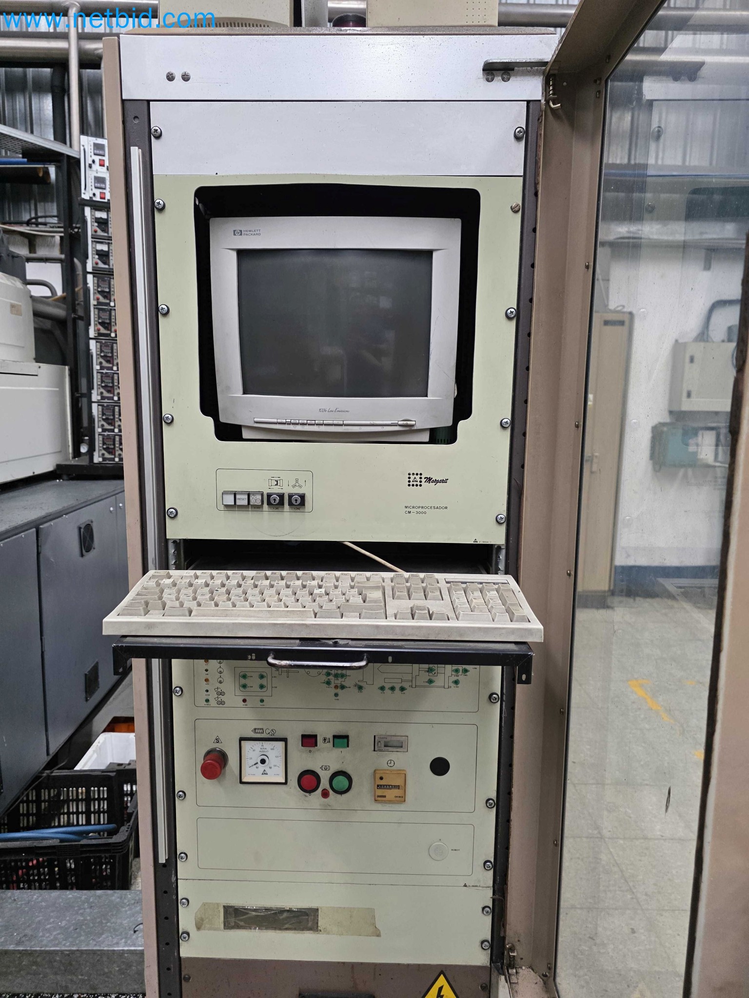 Tromosa Asset Sale (Troqueles Y Moldes De Galicia, Sa): Plastic Injection machinery and accessories-17