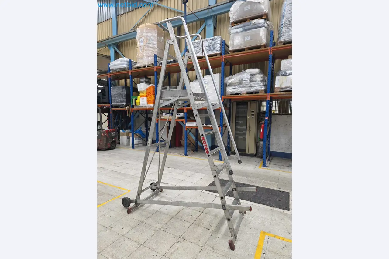 Tromosa Asset Sale (Troqueles Y Moldes De Galicia, Sa): Plastic Injection machinery and accessories-6