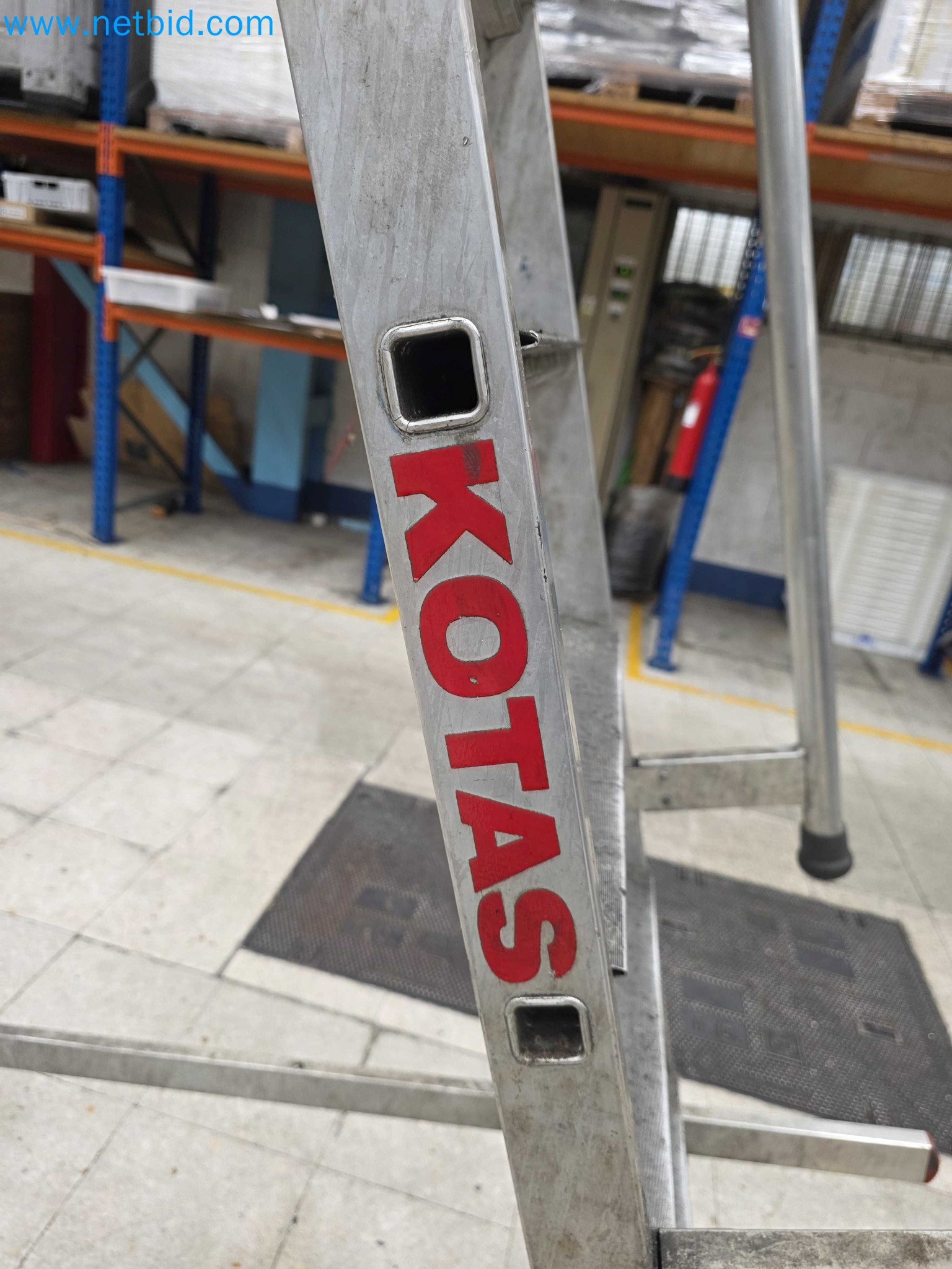 Tromosa Asset Sale (Troqueles Y Moldes De Galicia, Sa): Plastic Injection machinery and accessories-7