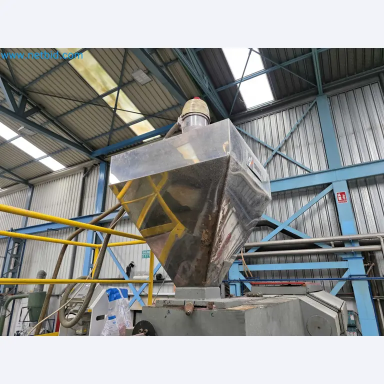 Tromosa Asset Sale (Troqueles Y Moldes De Galicia, Sa): Plastic Injection machinery and accessories-15