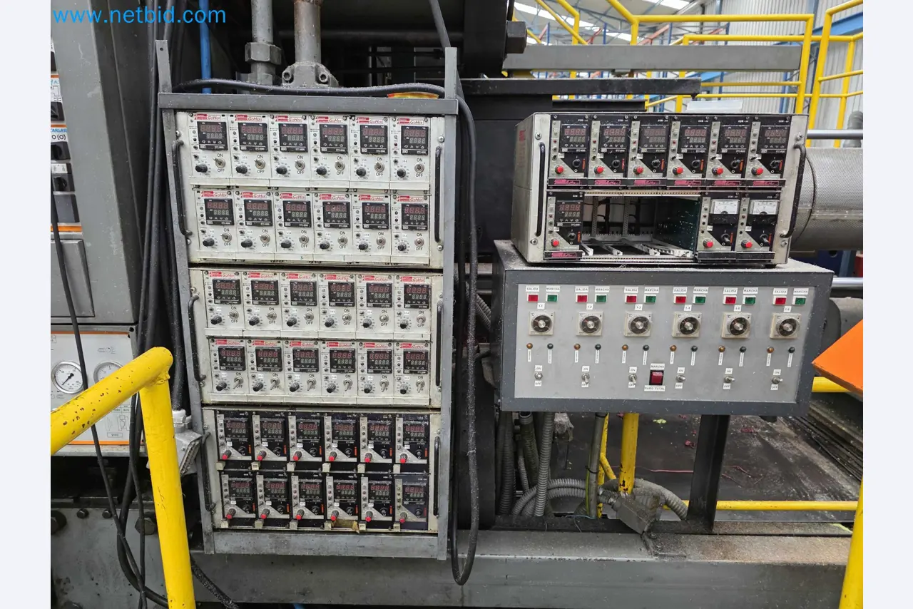 Tromosa Asset Sale (Troqueles Y Moldes De Galicia, Sa): Plastic Injection machinery and accessories-16