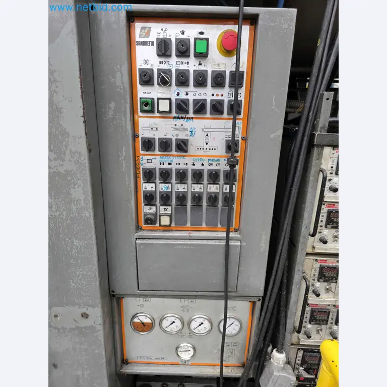 Tromosa Asset Sale (Troqueles Y Moldes De Galicia, Sa): Plastic Injection machinery and accessories-18