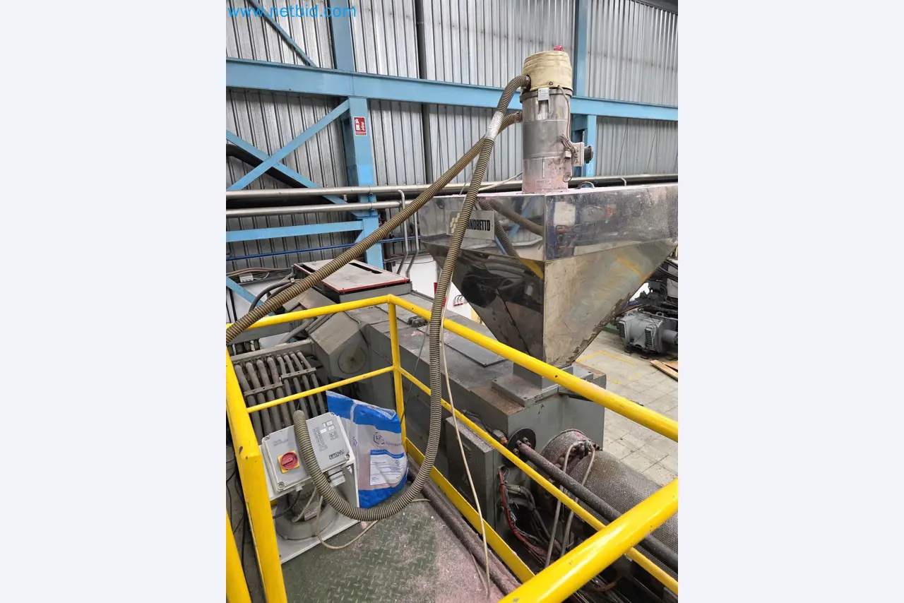 Tromosa Asset Sale (Troqueles Y Moldes De Galicia, Sa): Plastic Injection machinery and accessories-25