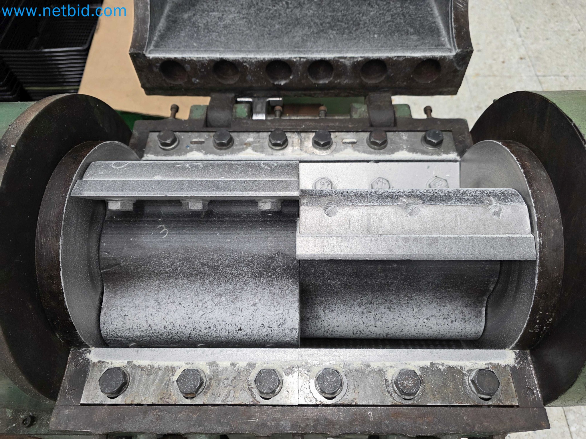Tromosa Asset Sale (Troqueles Y Moldes De Galicia, Sa): Plastic Injection machinery and accessories-11