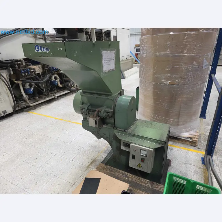Tromosa Asset Sale (Troqueles Y Moldes De Galicia, Sa): Plastic Injection machinery and accessories-5