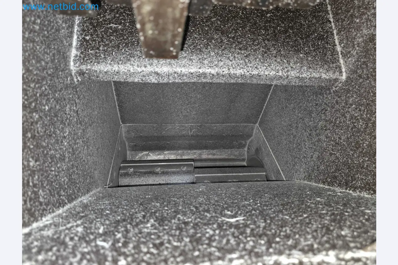 Tromosa Asset Sale (Troqueles Y Moldes De Galicia, Sa): Plastic Injection machinery and accessories-9
