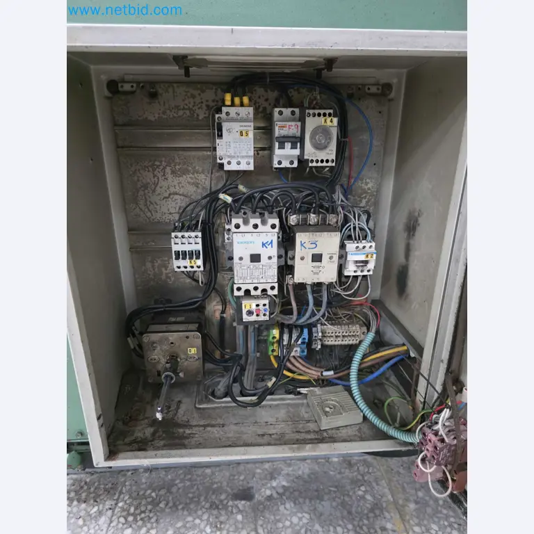 Tromosa Asset Sale (Troqueles Y Moldes De Galicia, Sa): Plastic Injection machinery and accessories-9