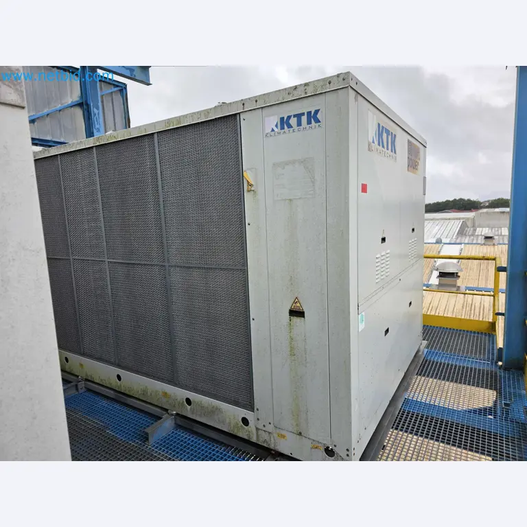 Tromosa Asset Sale (Troqueles Y Moldes De Galicia, Sa): Plastic Injection machinery and accessories-11