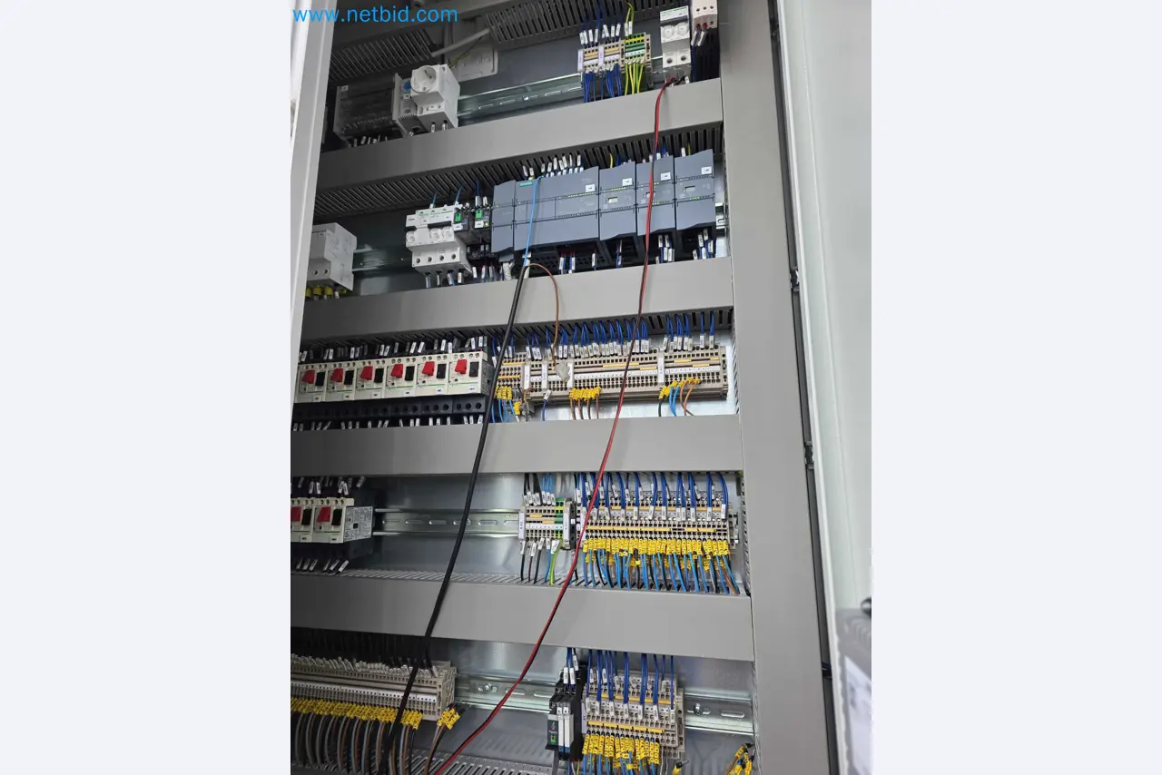 Tromosa Asset Sale (Troqueles Y Moldes De Galicia, Sa): Plastic Injection machinery and accessories-15