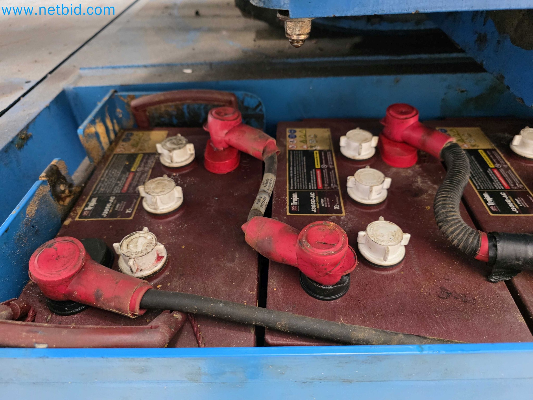 Tromosa Asset Sale (Troqueles Y Moldes De Galicia, Sa): Plastic Injection machinery and accessories-15
