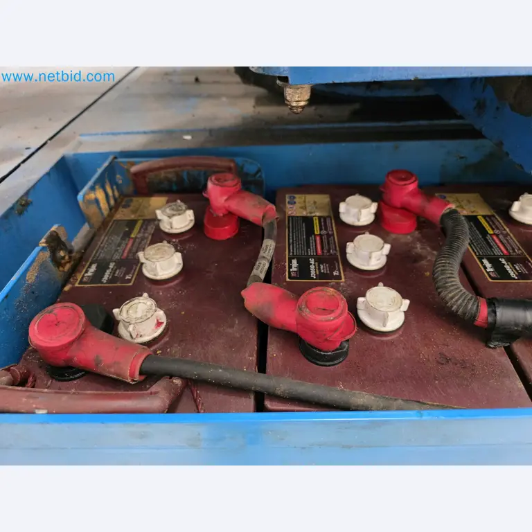 Tromosa Asset Sale (Troqueles Y Moldes De Galicia, Sa): Plastic Injection machinery and accessories-15