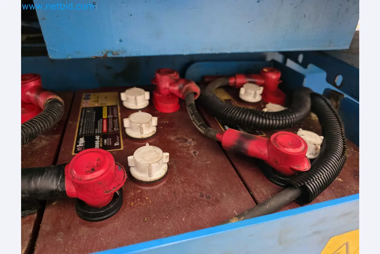Tromosa Asset Sale (Troqueles Y Moldes De Galicia, Sa): Plastic Injection machinery and accessories-16