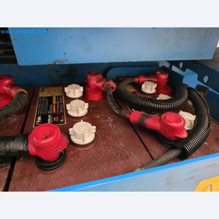 Tromosa Asset Sale (Troqueles Y Moldes De Galicia, Sa): Plastic Injection machinery and accessories-16