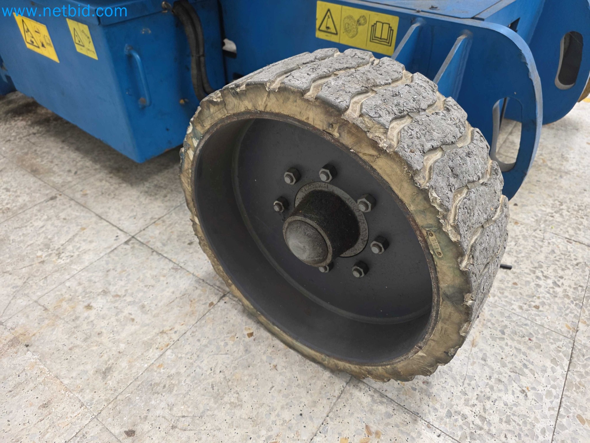 Tromosa Asset Sale (Troqueles Y Moldes De Galicia, Sa): Plastic Injection machinery and accessories-7